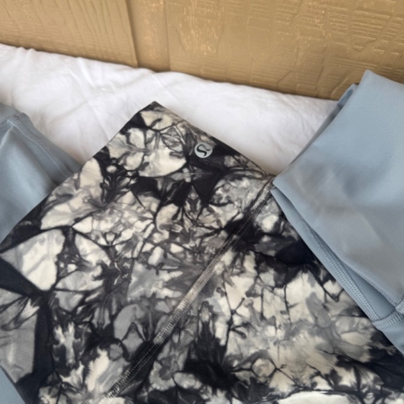 Lululemon Leggings Size 10 Lot of 3 - Picture 3 of 6